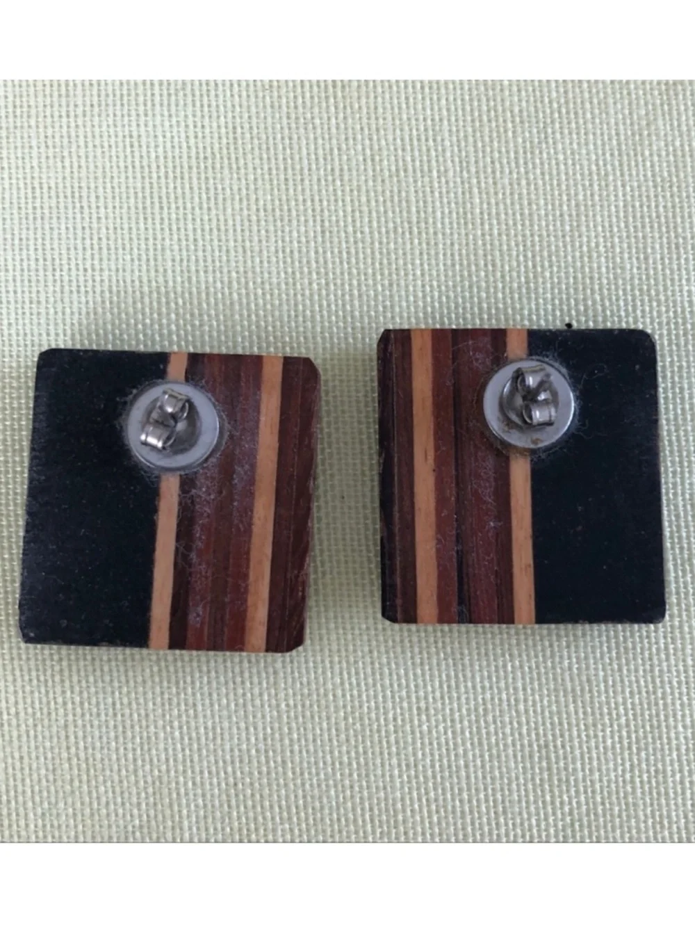 N/A wooden black